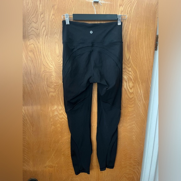 LULULEMON cropped sheer back leggings 6 - Picture 7 of 7